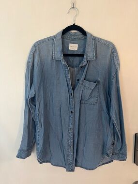 American Eagle Outfitters Washed Blue Denim Button-Down Shirt